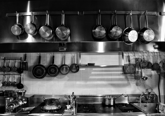 飲食店の開業をお考えならチェック！-居抜き物件を活用するメリット-　改装の費用を削減！飲食店のイメージ画像